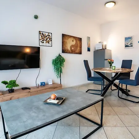 Apartament Alto *