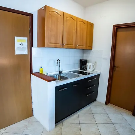 Alto Apartament *
